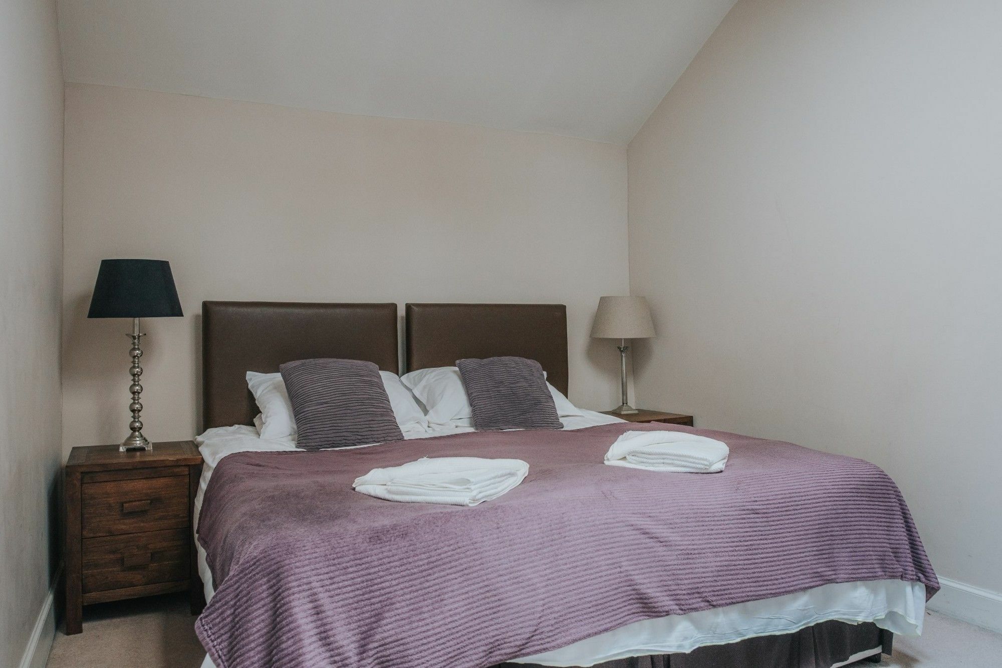 Apartment Reizand Apartments, Young St EDI